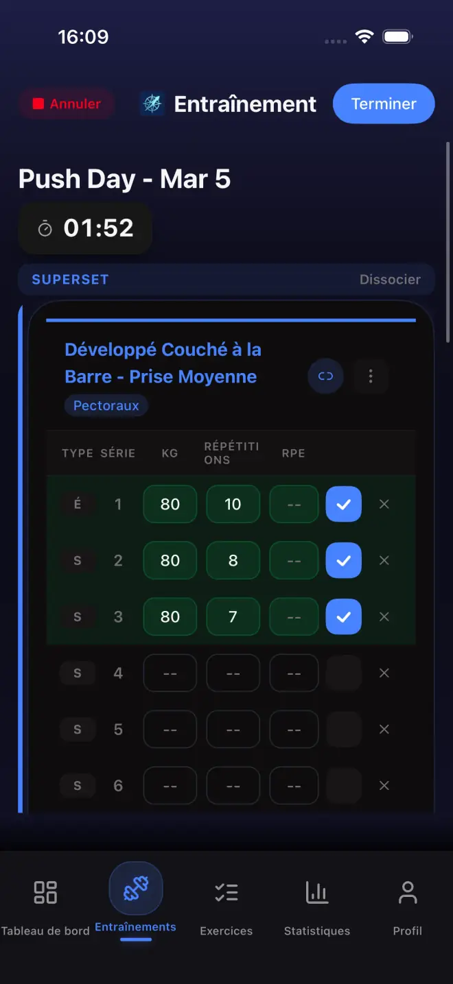 Active workout screen with set logging